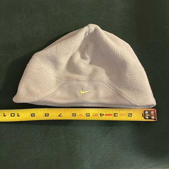 Nike women’s fleece running hat beanie - Picture 6 of 6